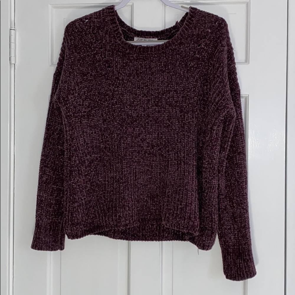Super soft knit sweater NWT